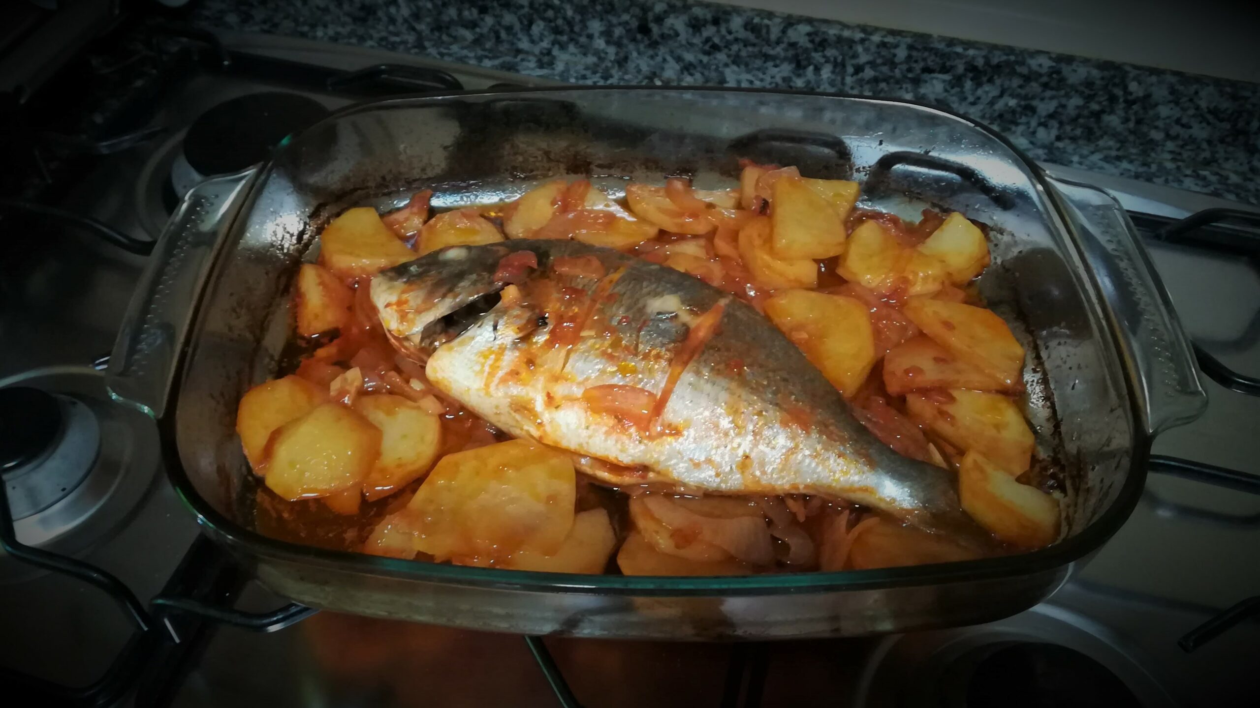 Peixe assado no forno